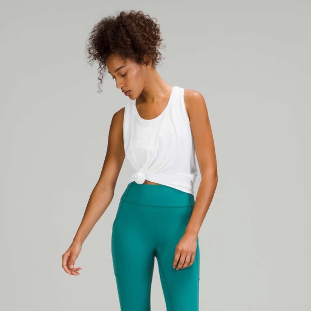 Lululemon white essential train tank NWT - Picture 5 of 10